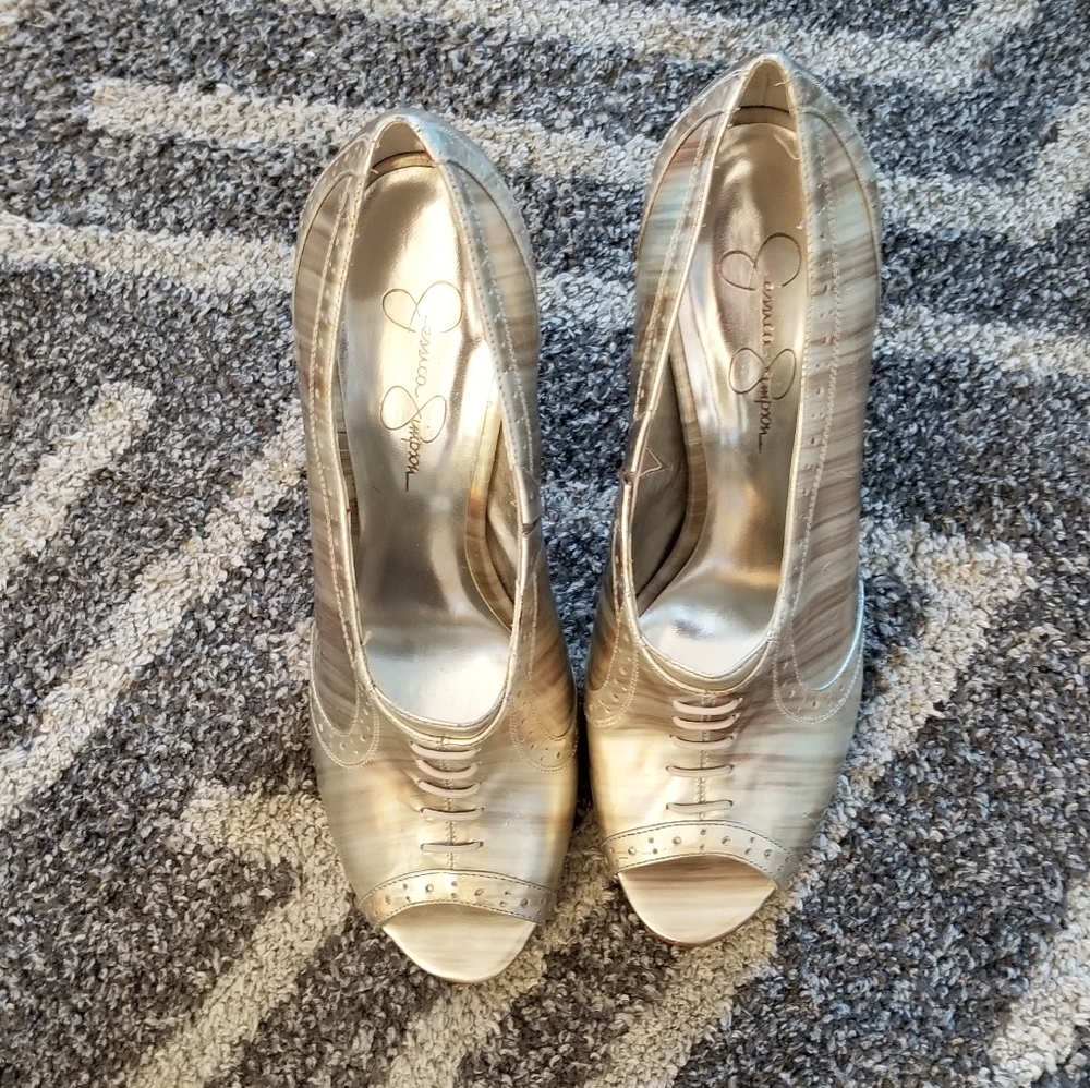 Jessica Simpson heels